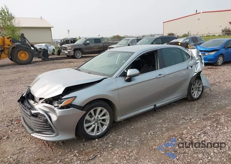 2022 Toyota Camry Le из США, поврежденный, VIN 4T1C11AK6NU665738
